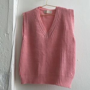 Pink knit vest (Korean brand)